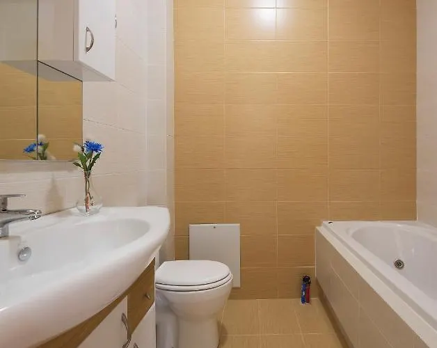 Angels Maisonette Case de vacanță *